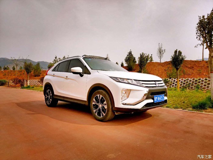 在春暖花开之际,奔你而来,有你,有我,有奕歌