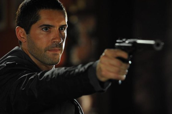 《刺杀游戏》两个各为其主的杀手之间的美国故事，值得一看么?