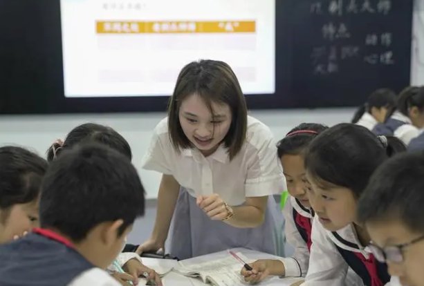 远上寒山石径斜的读音