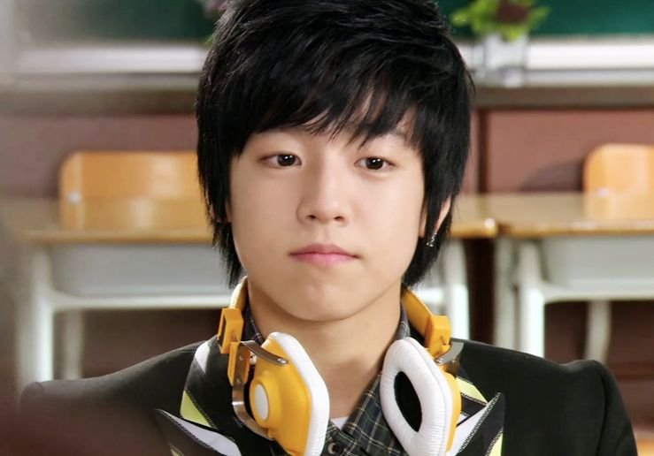 李玹雨和李弘基有没有整容