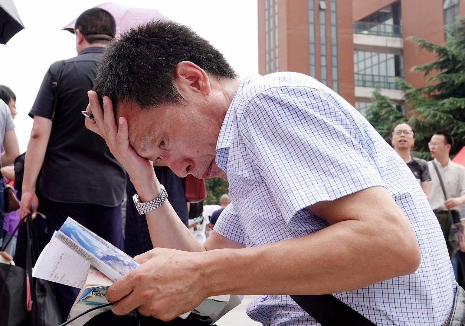 孩子第一次参加高考,家长做哪些事情可以帮忙?