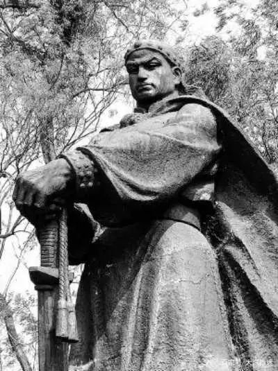 作为美国三合会老大,同时还是太平天国重臣的人是谁?