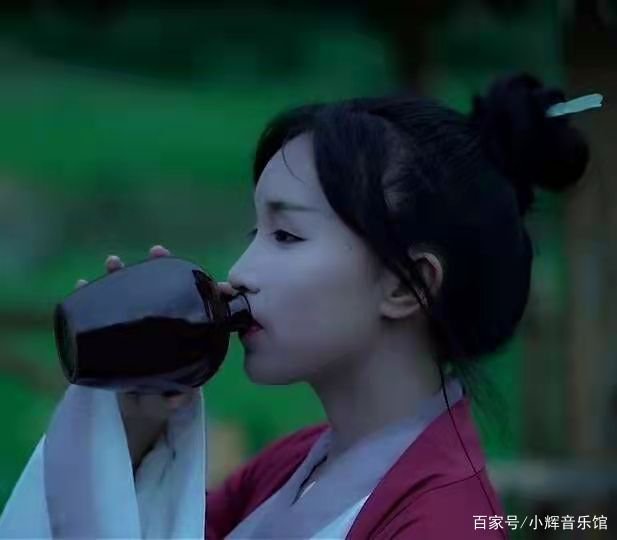 李子柒谈自己原生家庭的影响，原生家庭是如何影响她的？