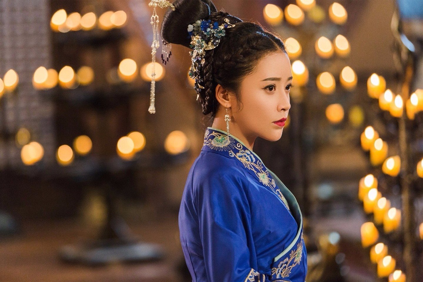 皇后富可敌国，大臣请求她犒赏三军，为何她说：我卖了孩子给你换钱？