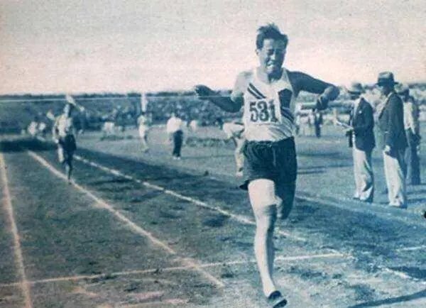 中国第一次参加奥运会是哪年