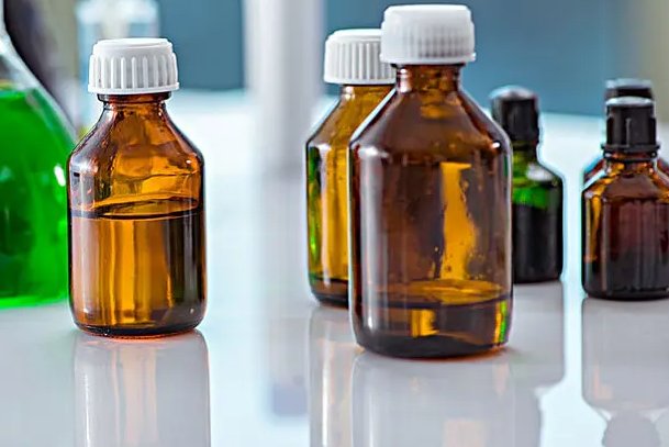 遇水发生剧烈反应容易产生爆炸或燃烧的化学品是?