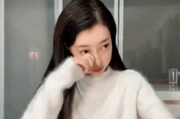 郭美美最初是郭母开始包装的，她的母亲到底是何许人？