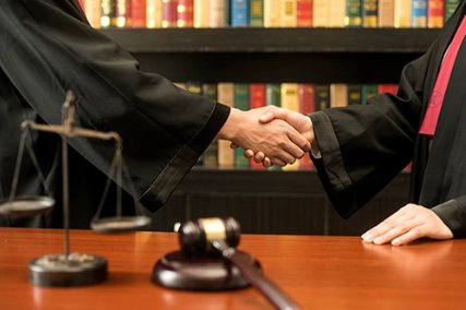 比较出名的离婚律师