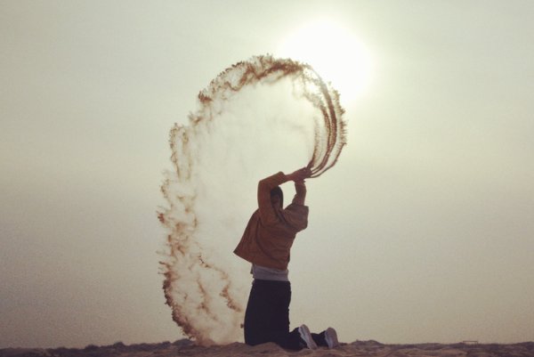 扬沙子是什么意思