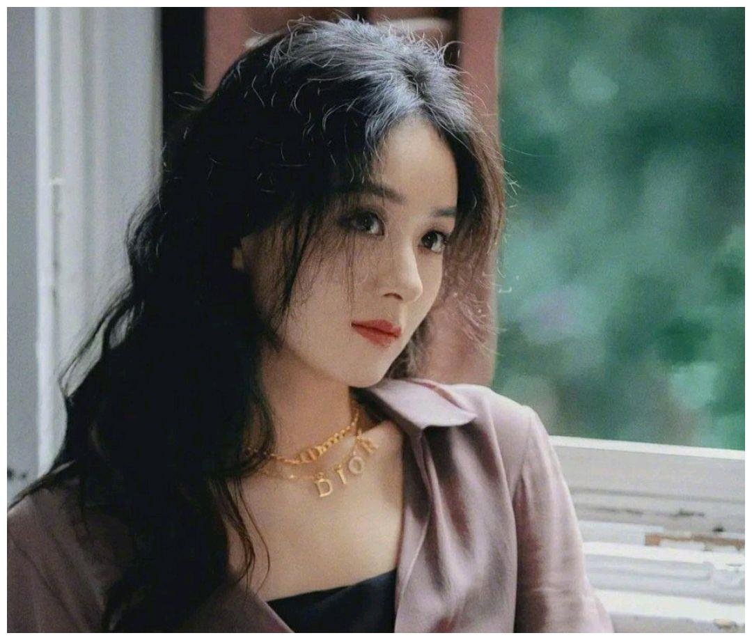 中餐厅吐槽大会，赵丽颖表示自己已经很心平气和地在说了，这是怎么回事？