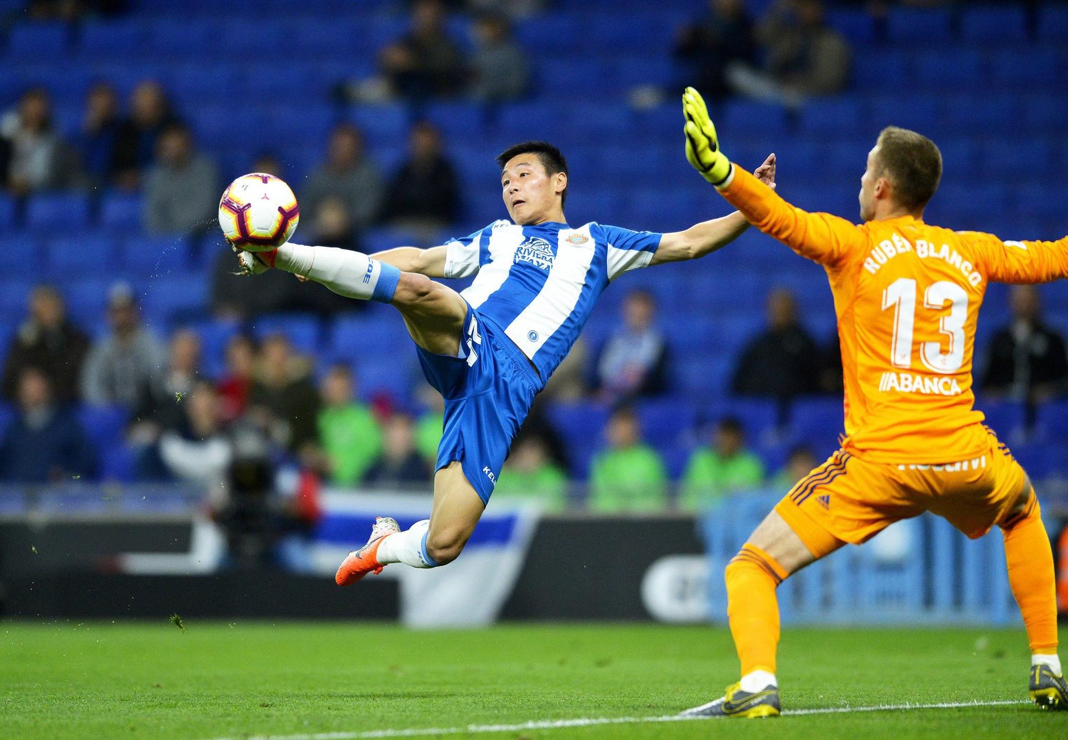 外媒称武磊或结束旅欧生涯，你觉得武磊适合在国内发展吗？