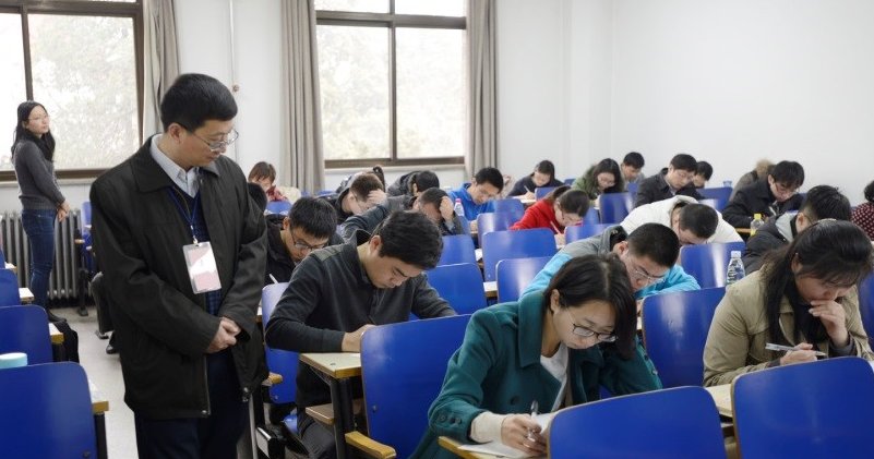 卫校招生要求2021分数线初中是多少？