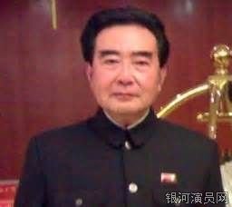 赵申秋的人物简介