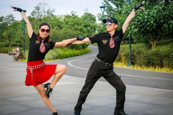 三步舞教程分解