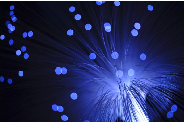 下面哪个是光纤通信的缺点