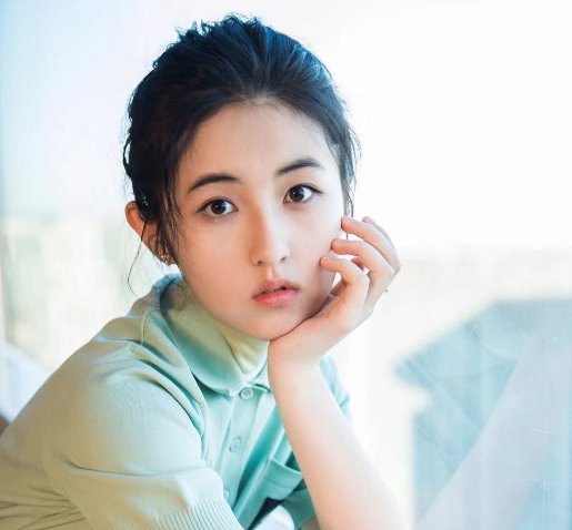 张子枫低俗聊天记录在网络疯传，内容不堪入目工作室公开回应，到底咋回事？