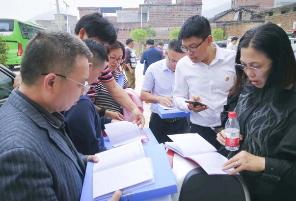 湖南招生办的电话是多少啊？