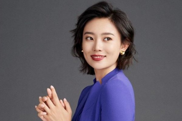 cctv4远方的家主持人