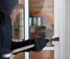 女子三年被闺蜜偷窃400多次，为何她一直都没发现？这种行为会如何定罪？