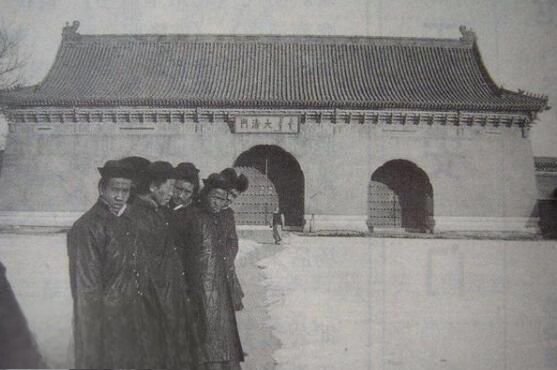 古代太监可以被放出宫吗 古代太监都要净身吗