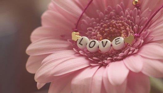 男女相处的时候，一个女人最需要男人怎样“折腾”她？