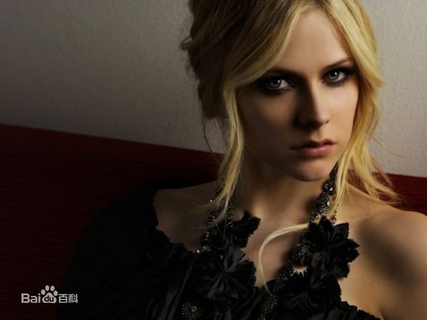 急要艾薇儿壁纸