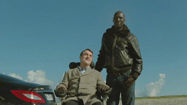 触不可及结局男主角死了吗