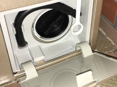 如何取下小天鹅洗衣机的过滤网？