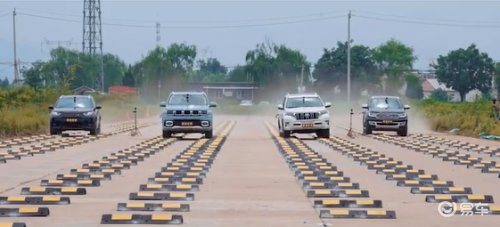 1V3对决完胜，为什么说BJ60真正的家玩豪华越野SUV