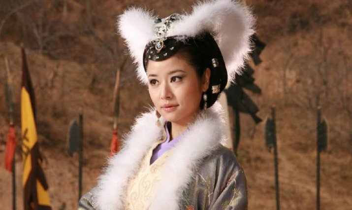 抚媚和妩媚有什么区别？