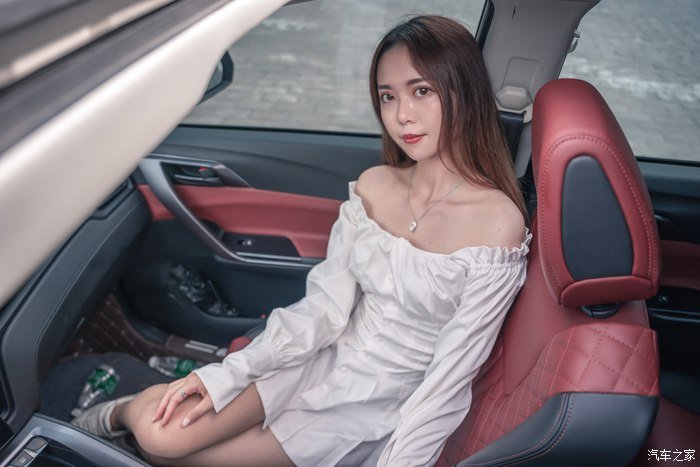 祝福我和女友在风行T5的陪伴下，可以快乐的奔赴更美好的未来