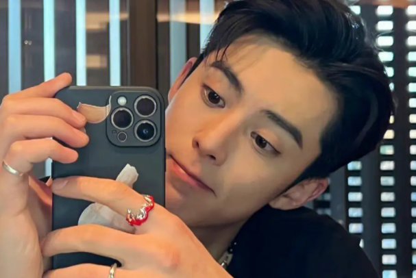 王鹤棣女朋友刘艺分手了吗