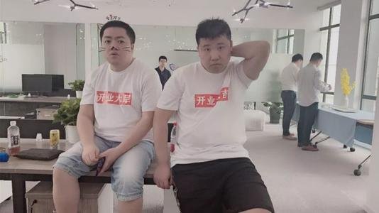 如何评价scboy星际老男孩？