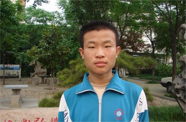 韦神家里家境怎么样