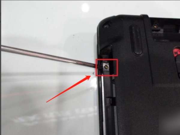 怎么拆华硕笔记本？