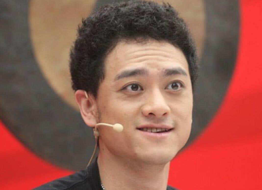 赵英俊的墓志铭:一个相信上帝的无神论者,你如何评价这句话?