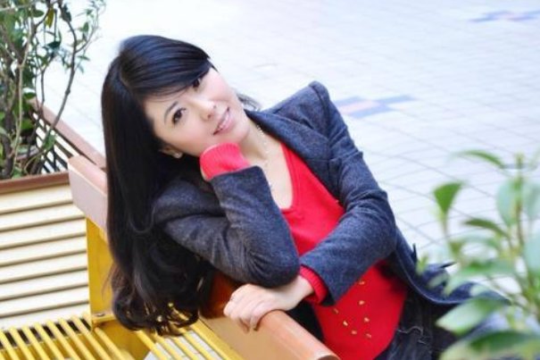 40岁离异的姐姐求我把老公让给她，父母也支持，我该怎么办