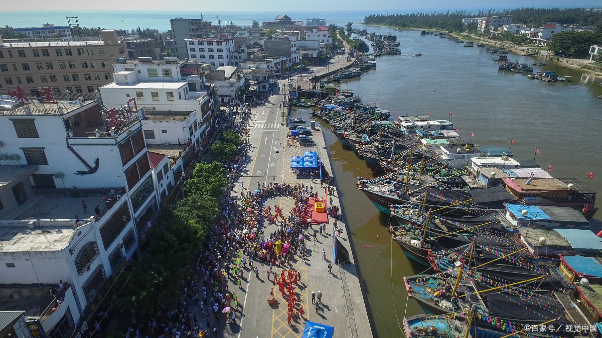 外国海上发生一起沉船事故，有失踪人口，具体情况如何？