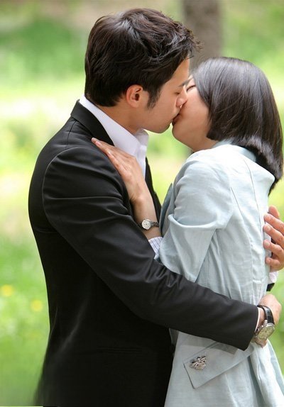 文根英和千正明什么关系 应该还是妹妹的感情