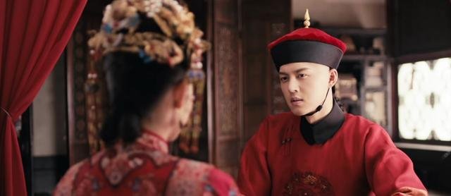 《紫禁城里的小食光》讲述了什么？