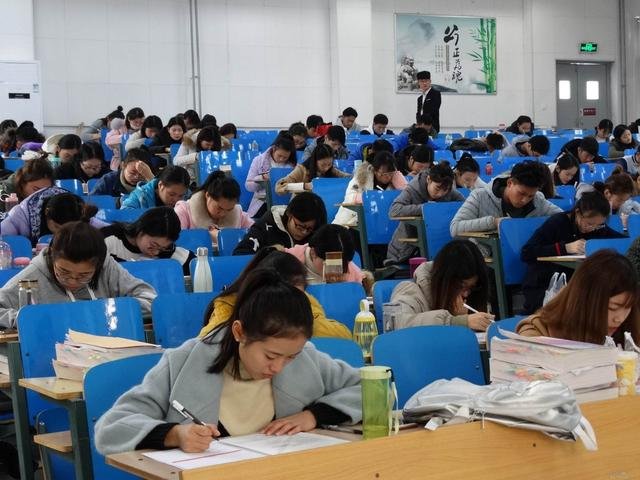 2022年四六级考试报名时间