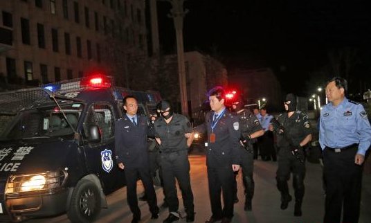 陕西大荔24年前“灭门案”的嫌犯落网，他是如何被警方找到的？