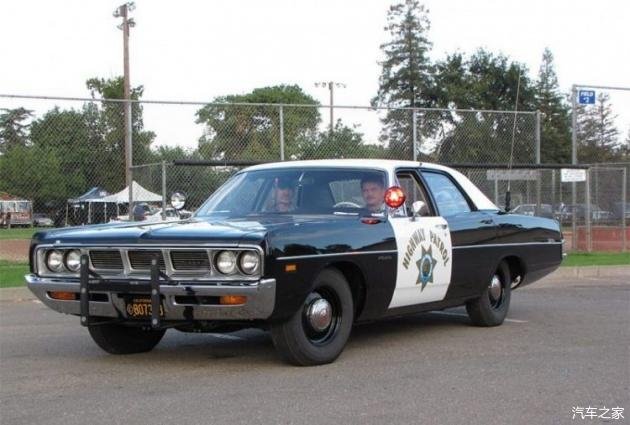 芝加哥两警车相撞 借热点看美国警车TOP10