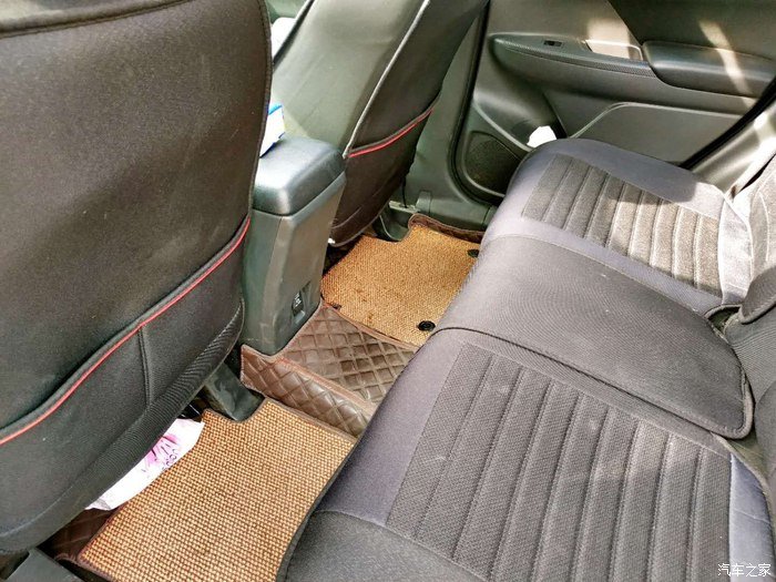 在春暖花开之际,奔你而来,有你,有我,有奕歌