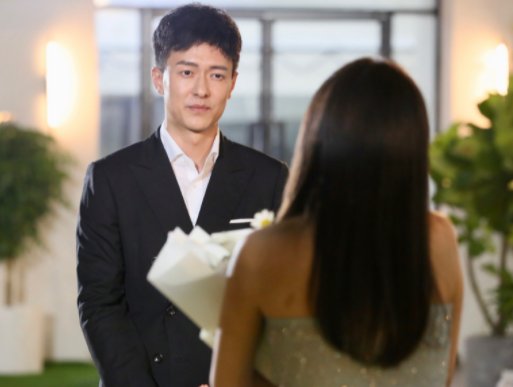 王能能是上海人吗?