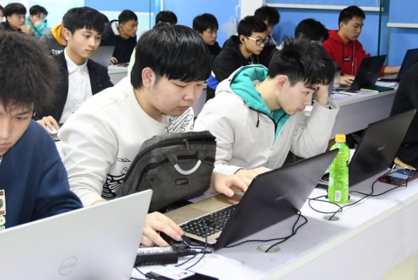 长沙北大青鸟是骗子学校吗