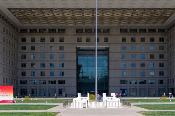 株洲北师大附属学校招生电话