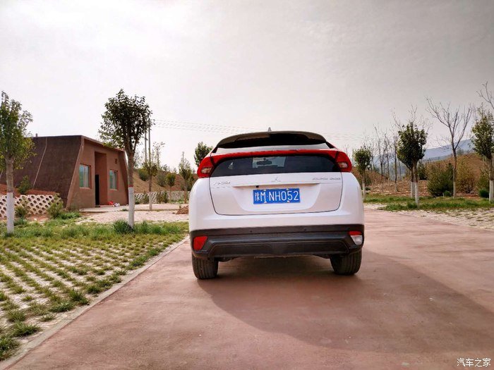 在春暖花开之际,奔你而来,有你,有我,有奕歌