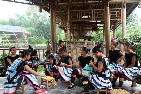 两片瑶是什么意思