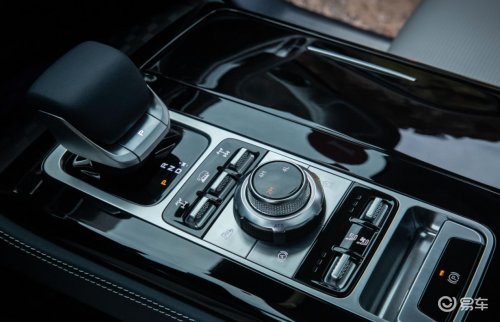 1V3对决完胜，为什么说BJ60真正的家玩豪华越野SUV